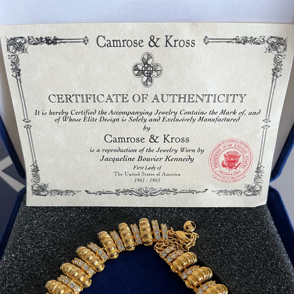 Womens Camrose and Kross Jackie Kennedy collection 19 1/2 inch Necklace